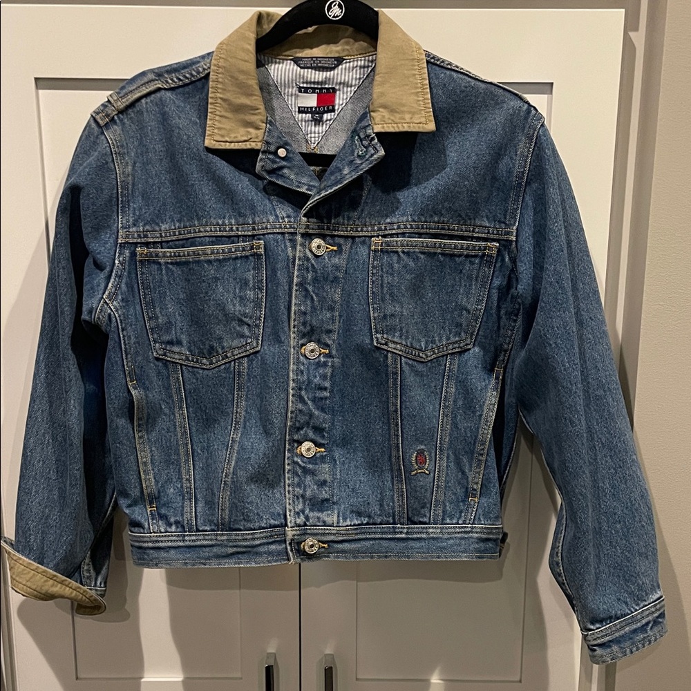 Tommy Hilfiger Blue Denim Jacket with Beige Collar